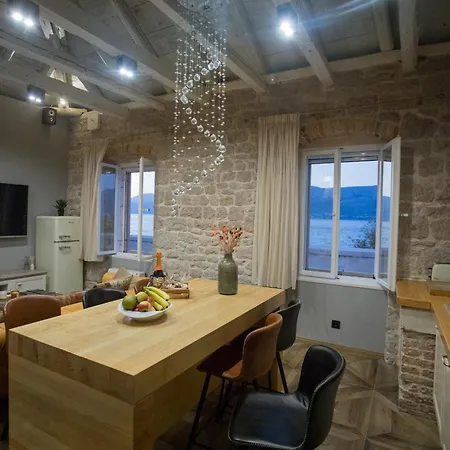 Villa St. Nicholas Lighthouse - Island Of Brac Pucisca
