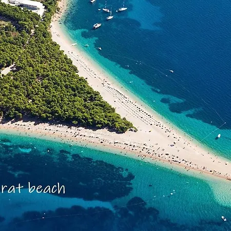St. Nicholas Lighthouse - Island Of Brac فيلة